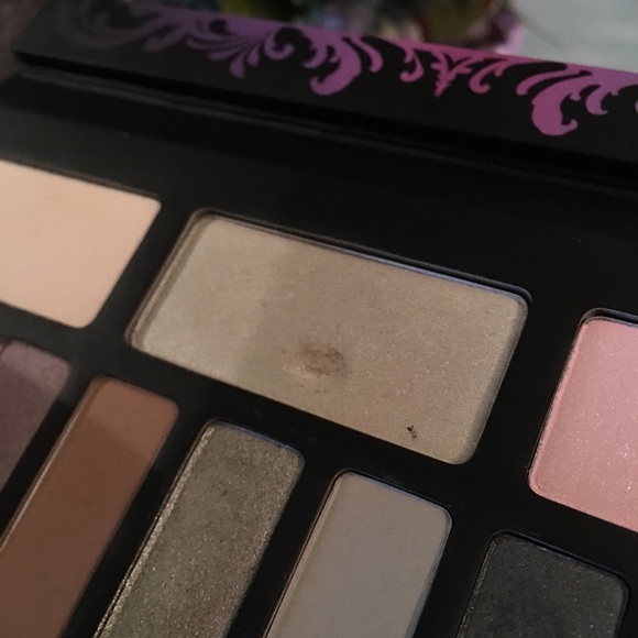 Kat Von D Crysalis Palette - Picture 5 of 7